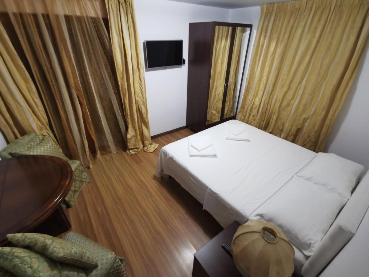 Vila Deal Săcele Exteriör bild