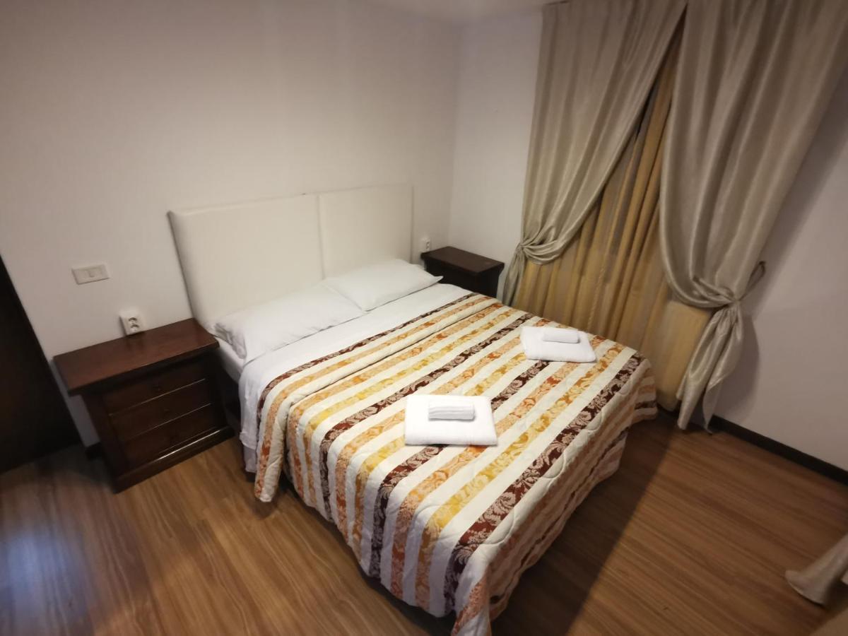 Vila Deal Săcele Exteriör bild