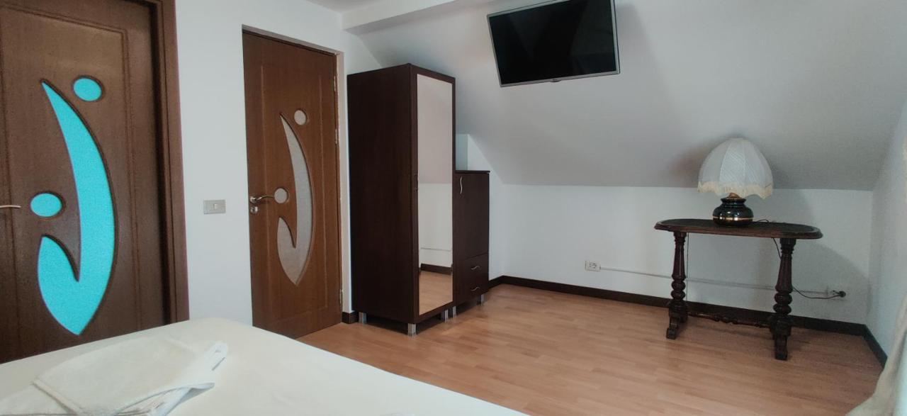Vila Deal Săcele Exteriör bild